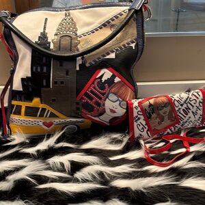 Brighton fashionista purse New York airmail taxi